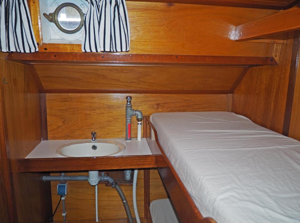 Cabin en avant, H&eacute;bergements